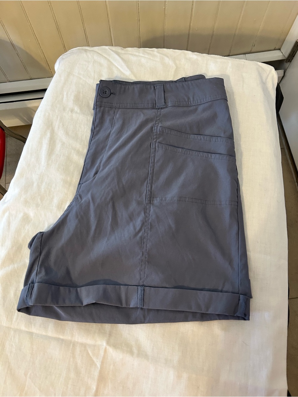 Eddie Bauer Summer Trail Double Camp Pocket Shorts/Woman’s Size 16